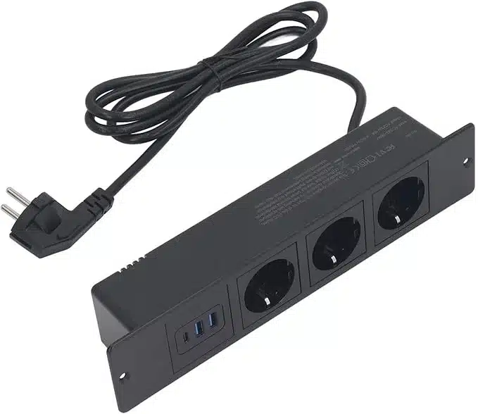 Vgradni Razdelilec Z USB Priklju ki Zadnji Kos vgradni-razdelilec-z-usb-priklju-ki-zadnji-kos