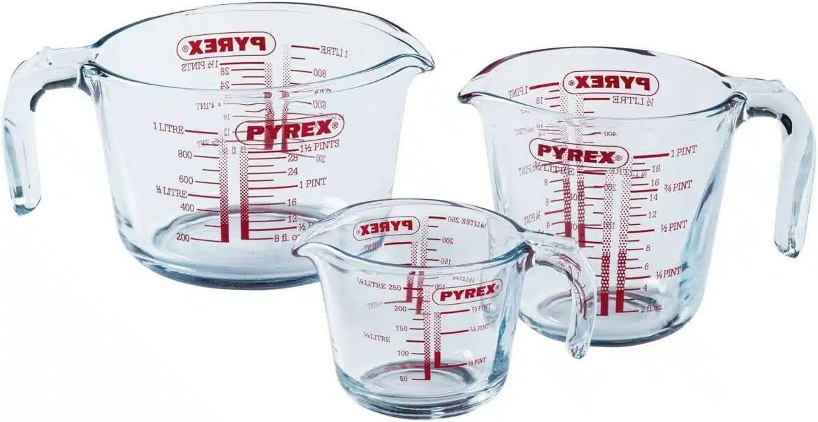 61tlSDpnQIL._AC_SL1500 3x PYREX stekleni merilni vrč - 0,25 l, 0,5 l, 1 l - slika 1