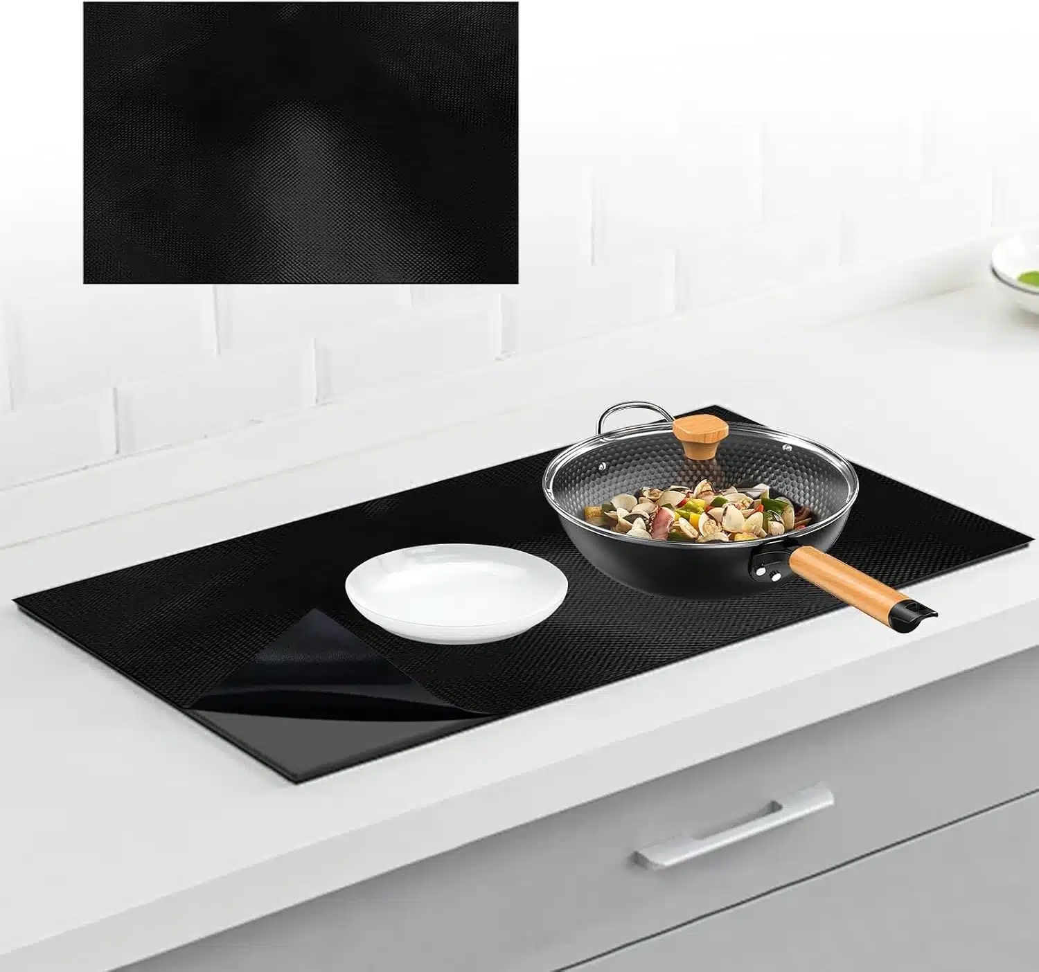 717zqzCom7L._AC_SL1500 OMJMYY 52x80cm zaščitna podloga za indukcijsko kuhalno ploščo - slika 1