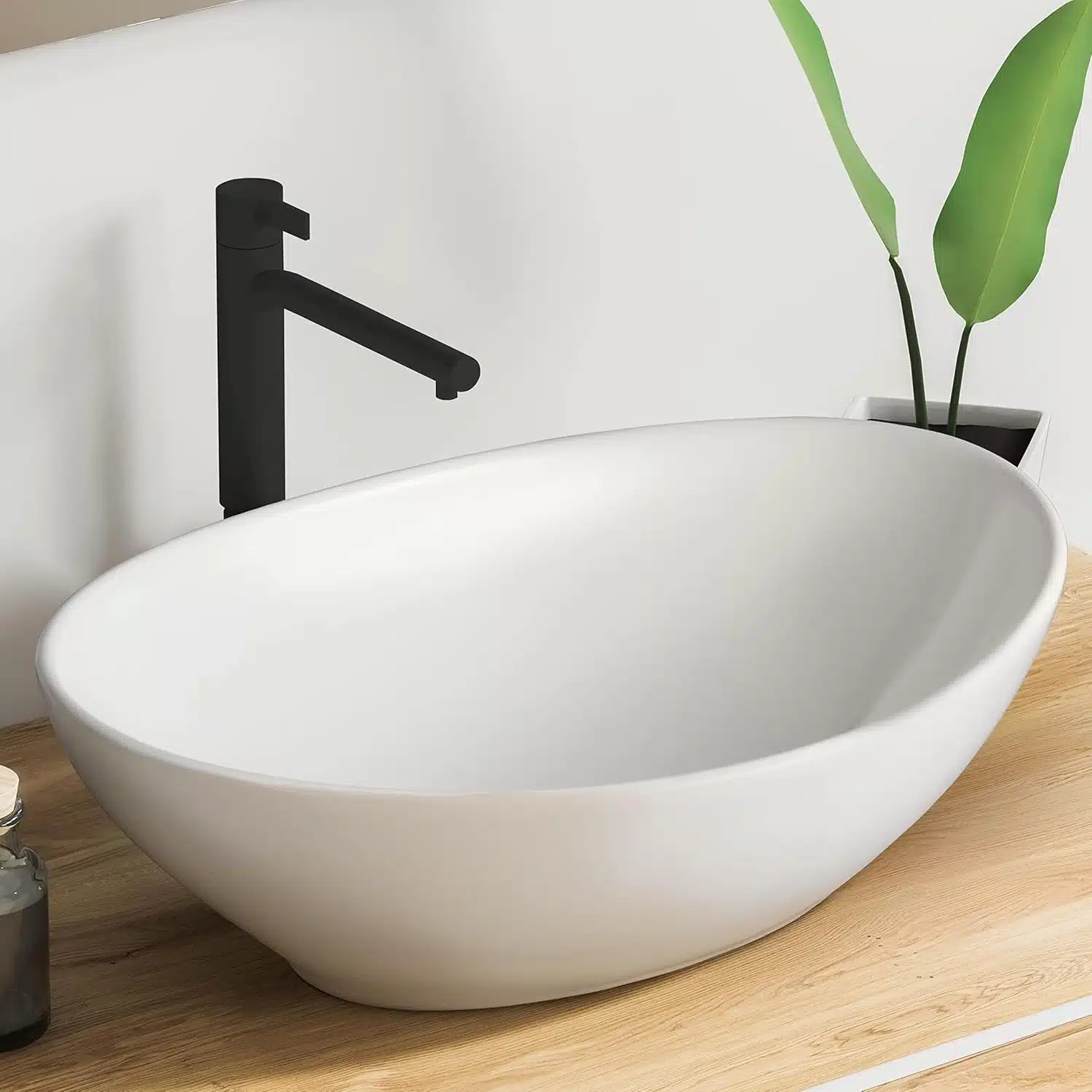 71bH59nQqbL._AC_SL1500 VMBATHROOMS Ovalni keramični nadpultni umivalnik 41cm - slika 1