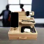 WOOD WEDGE lesena organizacijska postaja z držalom za telefon in predalom - slika 3